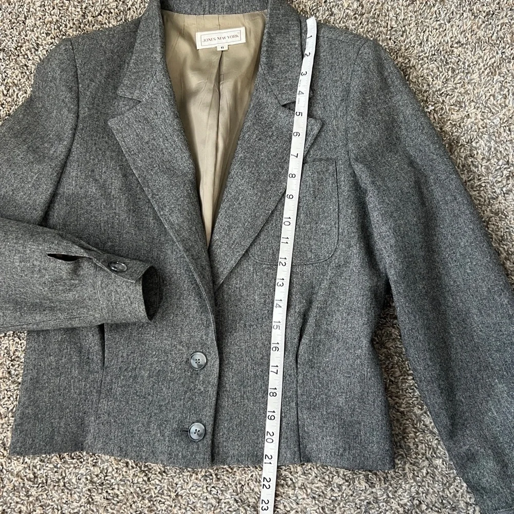 Jones New York Vintage‎ Chic Aline Skirt and Jacket Gray